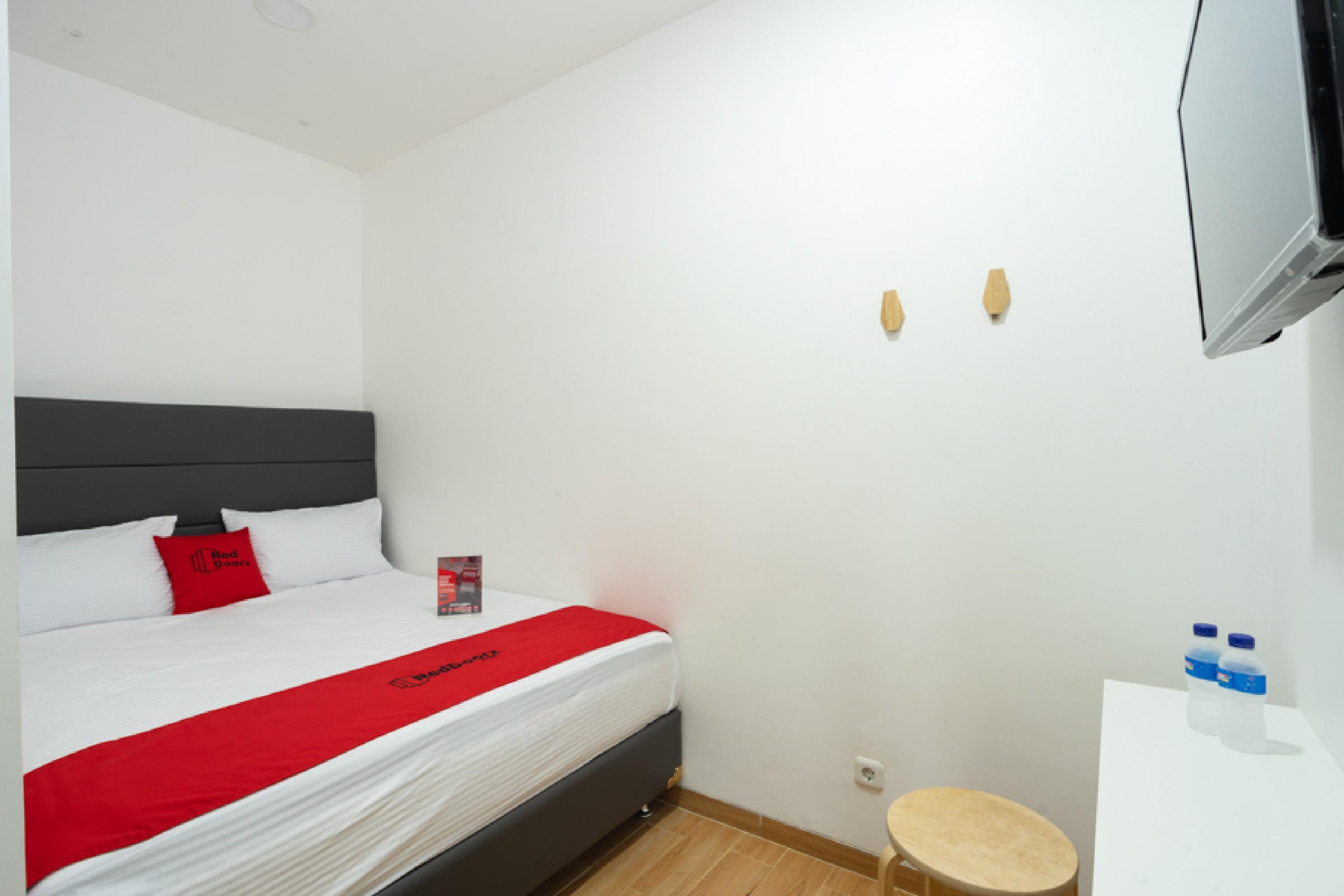 RedDoorz Plus @ Danau Sunter Utara Jakarta Exterior foto